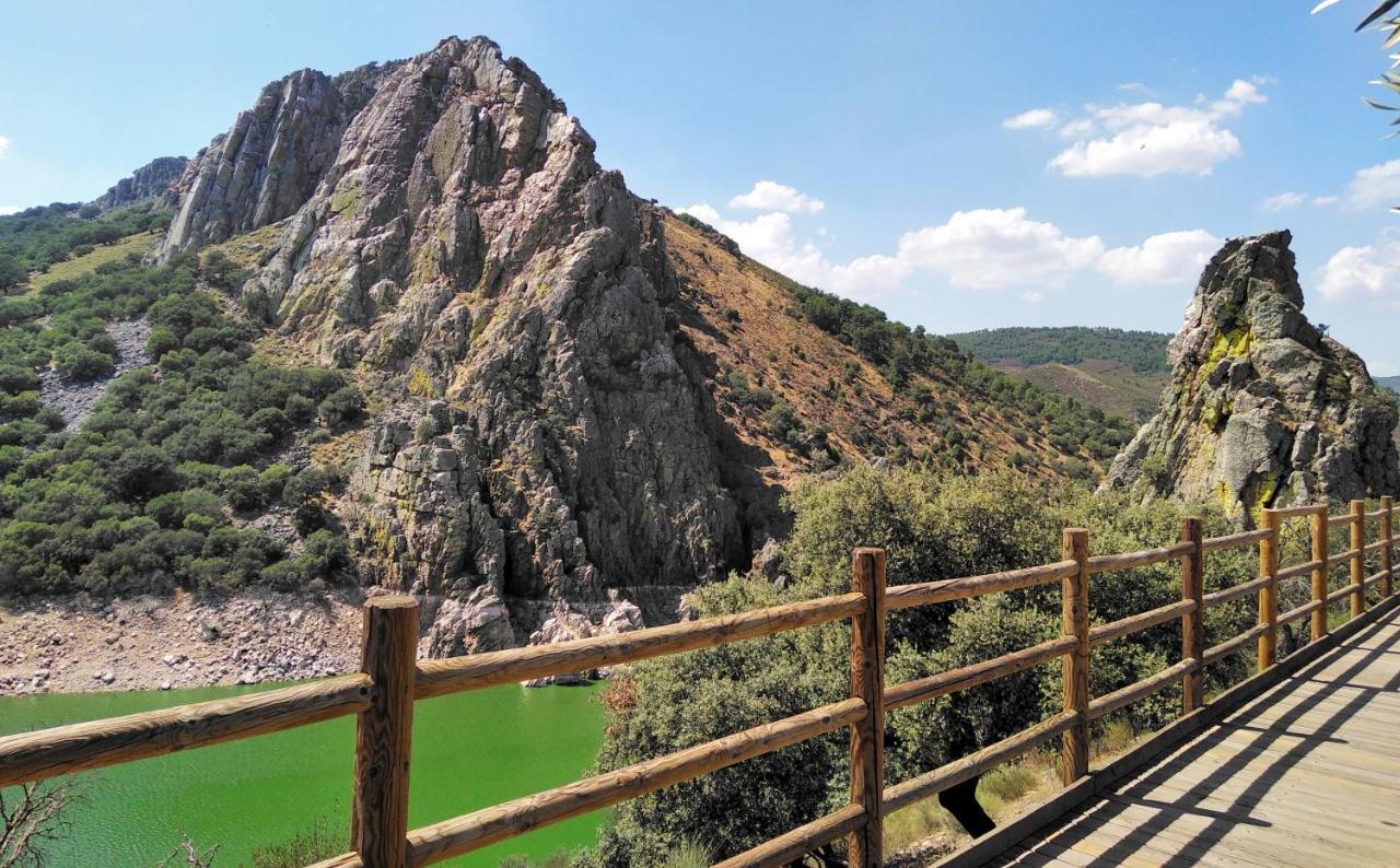 Apartamento Markesa Plasencia Esterno foto